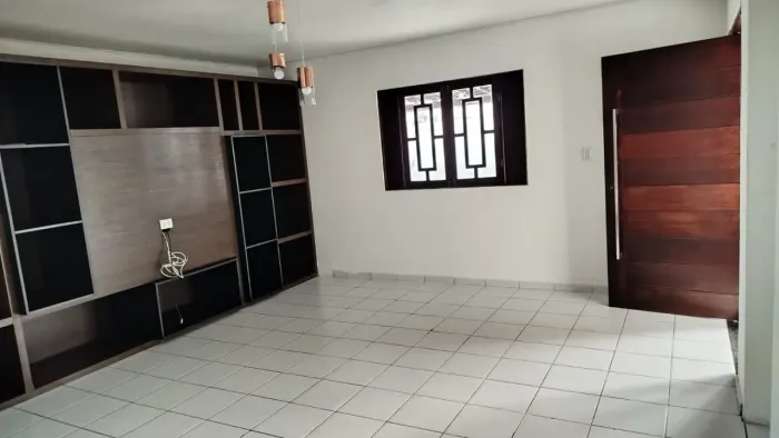 Casa Térrea para Locação em Maceió, antares, 3 dormitórios, 1 suíte, 2 banheiros, 1 vaga