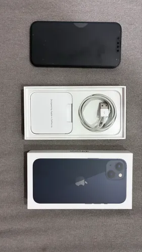 iPhone 13 512gb preto cinza Apple