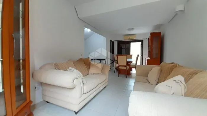 Casa em Condomínio 200M² - para Alugar