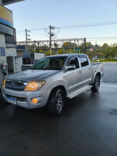 Toyota Hilux CD D4-d 4X4 2.5 16V 102cv TB Dies. 2011