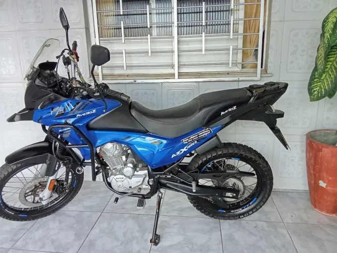 Moto aveloz 2025