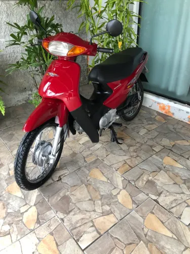 Honda biz 100 es