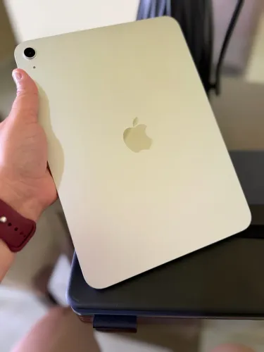 iPad 11 A16 prata