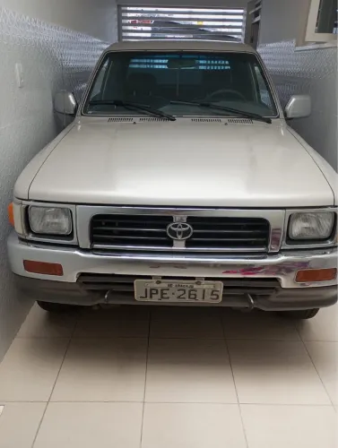 Toyota Hilux CS SR5 4X4 2.8 Diesel 2001