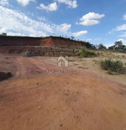 Terreno Condomínio em Jacareí