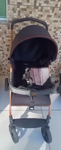 VENDO CARRINHO DE BEBÊ