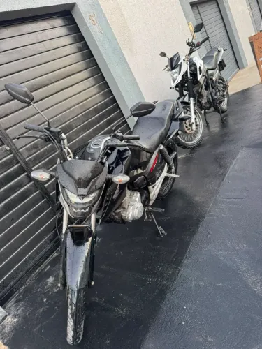 Motos disponíveis para alugar