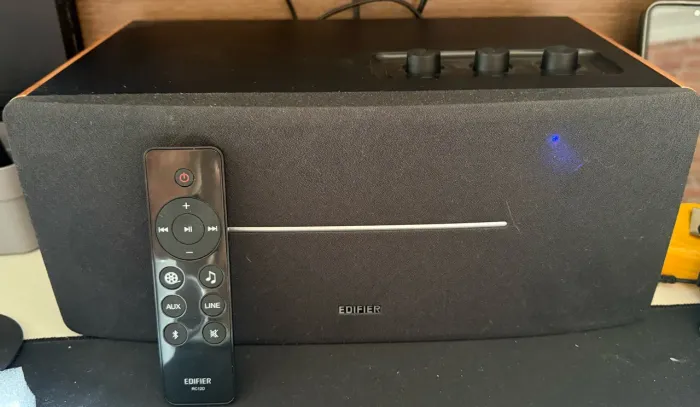 Caixa Edifier D12 Semi-Nova