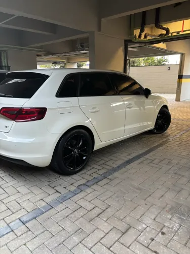 Audi A3 Sportback 1.8 16V TFSI S-tronic 5P 2014