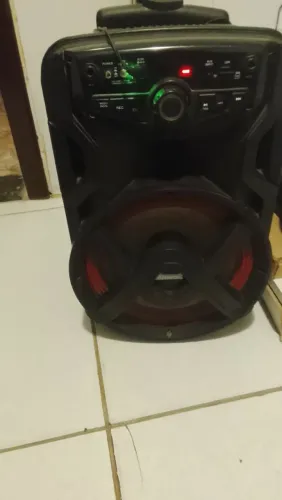 Caixa de som com Bluetooth