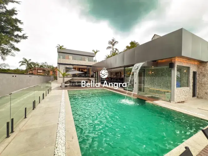CASA DE CANAL REFORMADA COM 3 VAGAS NÁUTICAS NO PORTO BRACUHY  O NOVO ALTO PADRÃO DE ANGRA