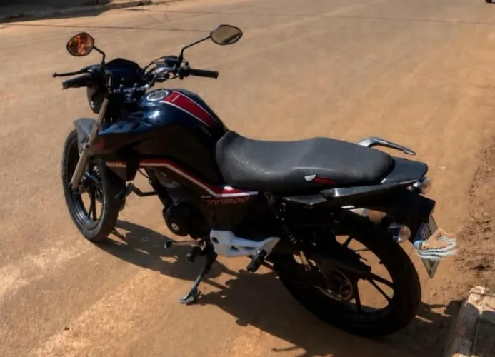 Vendo moto em ótimo estado de conservação 