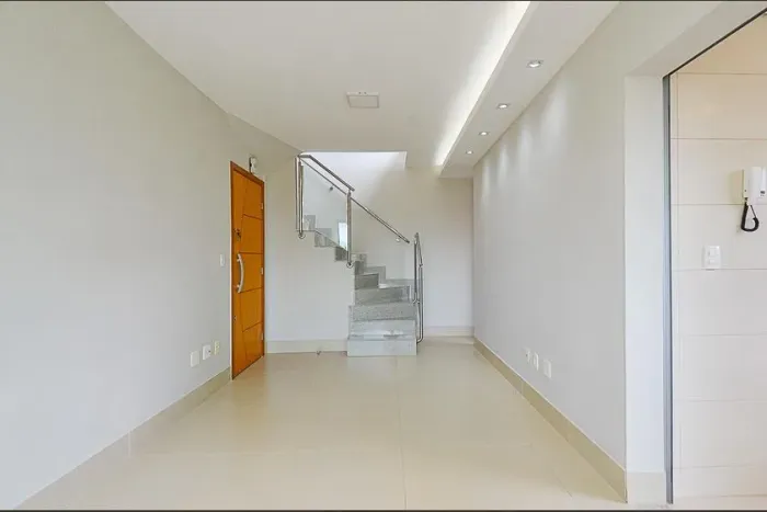 Apartamento à Venda - Floresta, 3 Quartos, 194 m2