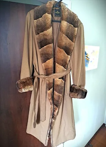 Casaco Fendi 100% cachemire (Itália) muito conservado!