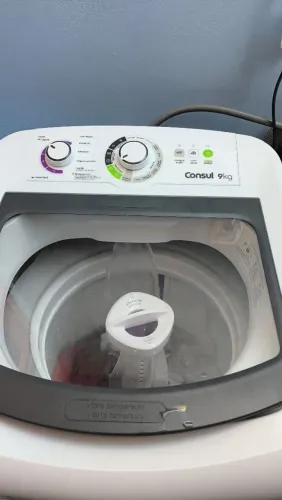 VENDO MÁQUINA DE LAVAR CONSUL 9 KG 220 V