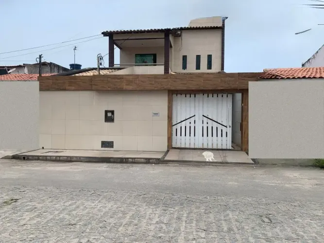 EXCELENTE CASA DE ANDAR - BAIRRO AEROPORTO