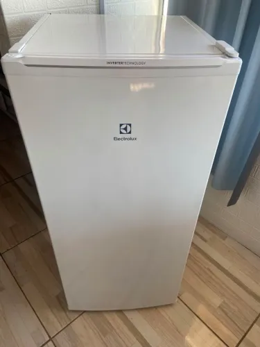 Vendo freezer Electrolux