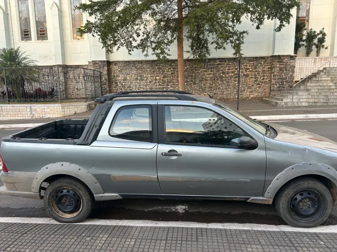 Fiat Strada Working 1.4 MPI Fire Flex 8V CD 2011