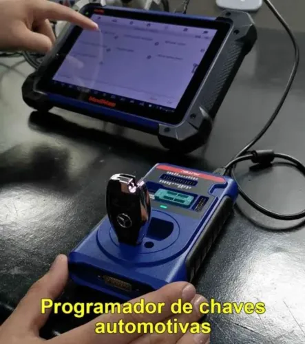 Chaveiro automotivo e programação de chave automotiva. 
