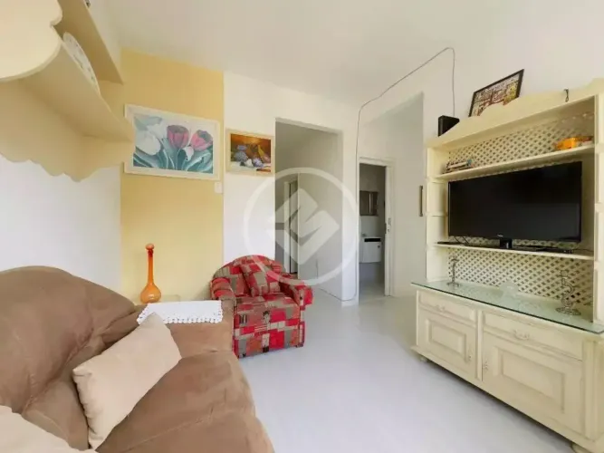 GM- APARTAMENTO 2 DORMITÓRIOS - CENTRO