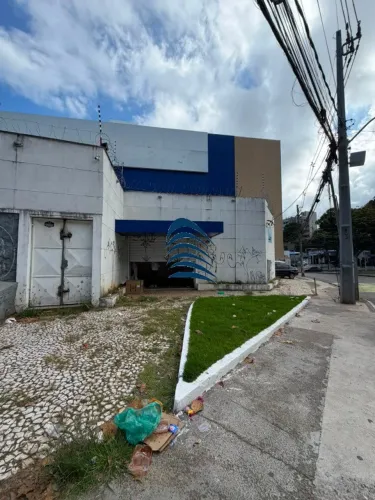 IMÓVEL COMERCIAL À VENDA | ESQUINA MILTON SANTOS × GARIBALDI