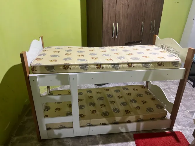 Beliche para crianças semi nova