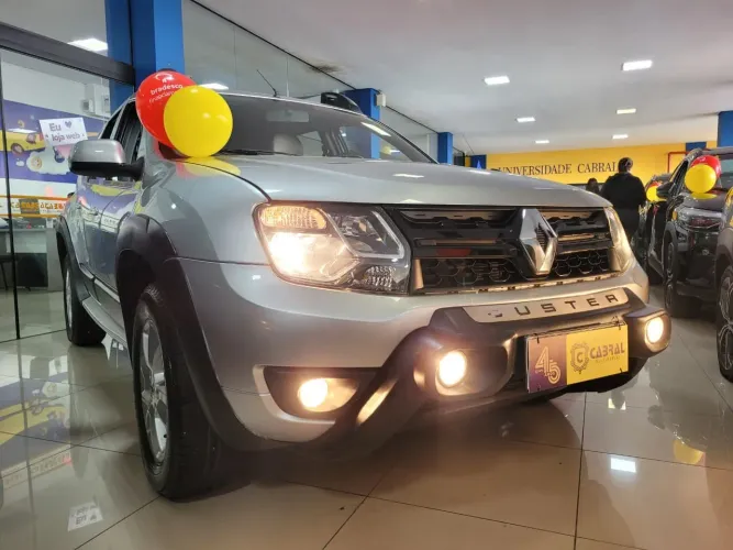 Renault Duster Dynamique 2.0 Hi-flex 16V Aut. 2016