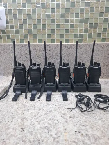 Rádio Baofeng BF-777S