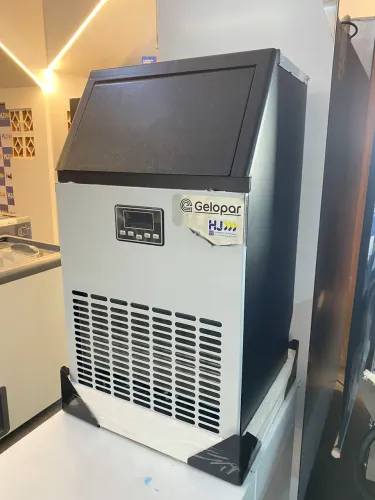 NZ. Máquina de gelo 40 kg Gelopar