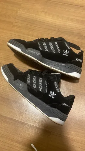 Tênis Adidas Camurça Preto - Nº 40 | Com Caixa