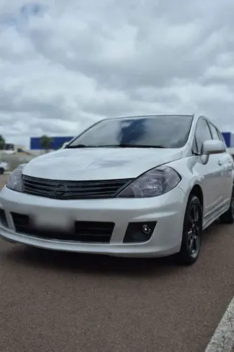 Nissan Tiida S 1.8/1.8 Flex 16V Mec. 2011
