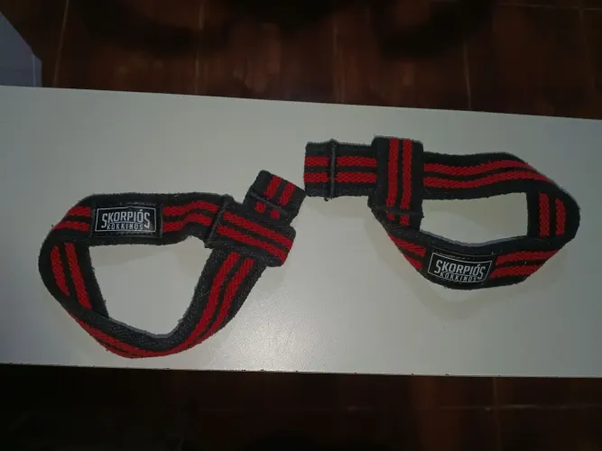 faixa straps musculação vermelha