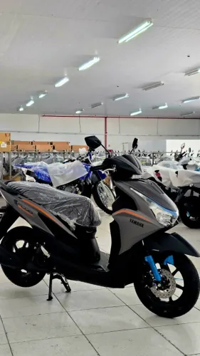 Scooter Fluo 125 ABS HYBRID CONNECTED 2027