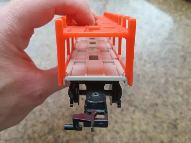 Ferrorama Vagão Cegonha Tomy