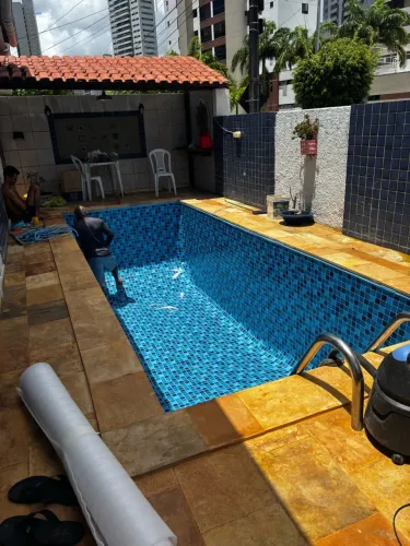 Piscinas com vazamento?