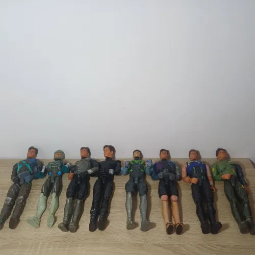 8 Bonecos Max Steel