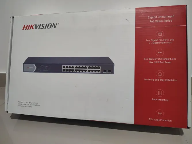 Switch Hikvision PoE 24 Portas Gigabit DS-3E0526P-E/M - Novo