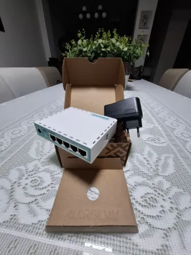 Mikrotik E50ug e 750g3