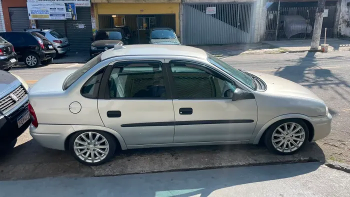 Chevrolet Corsa Sedan Super/ Classic 1.6 MPFI 8V 4 2003