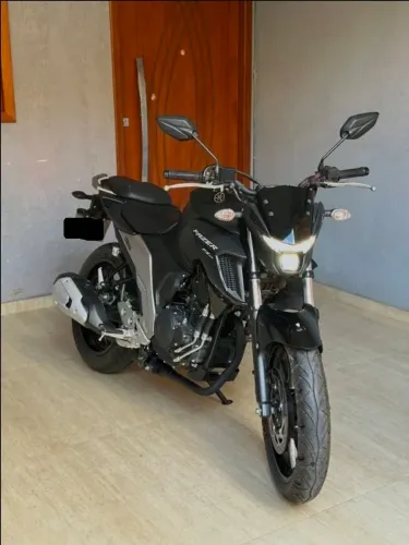 FAZER 250 2023
