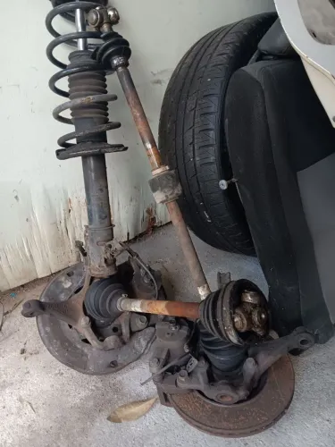 Rolamento semi eixo etios pinça freio Toyota etios
