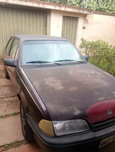 Chevrolet Monza GL 1.8 Efi/ SL/ L/ 650/barc. 2e4p 1992