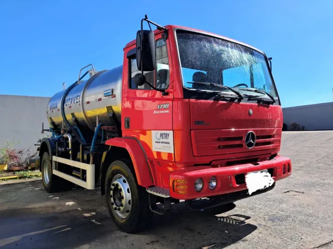 M Benz 1718 2012 único dono PIPA