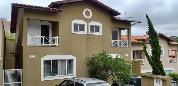Casa de condomínio em Estrada Aldeia - Granja Viana - Cotia/SP