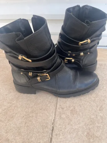 Bota cano curto