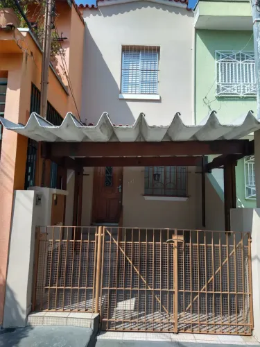 Casa para aluguel possui 105 metros quadrados com 2 quartos em Mirandópolis - São Paulo - 