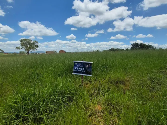 Lote à venda no bairro Morada Serrana - Igarapé/MG