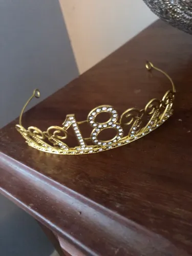 Tiara aniversariante 18 anos