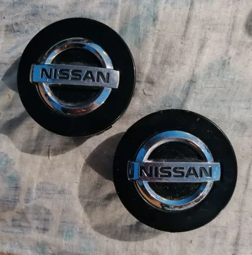 Calotinhas da roda da Nissan