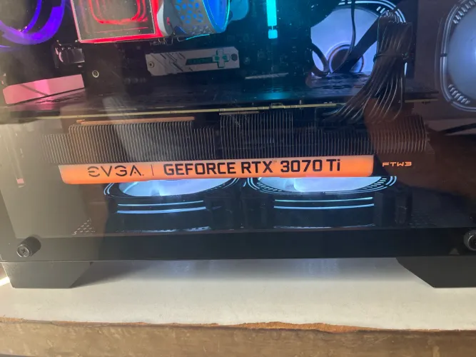 A mais top EVGA FTW RTX 3070 ti